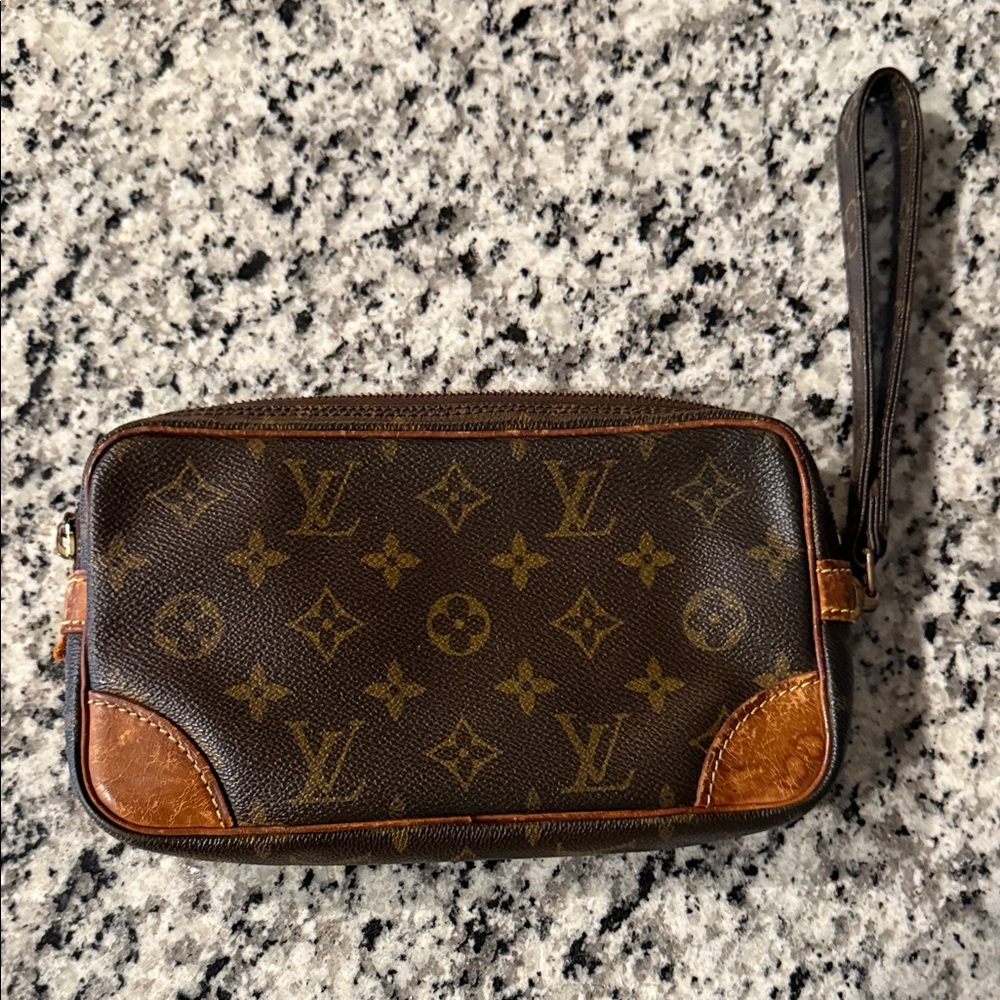 Louis Vuitton Brown Monogram Wristlet - Picture 2 of 14